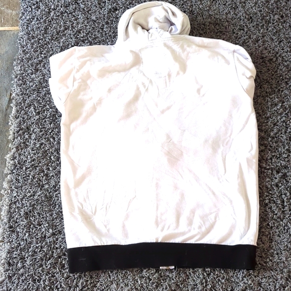 Retro black and white official Beatles sweatshirt with Apple, apple zipper pull - Picture 3 of 5